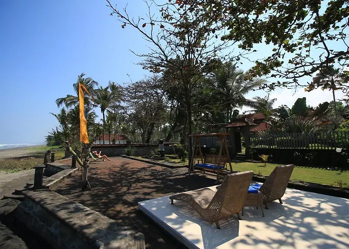 Caron Pangeragoan *